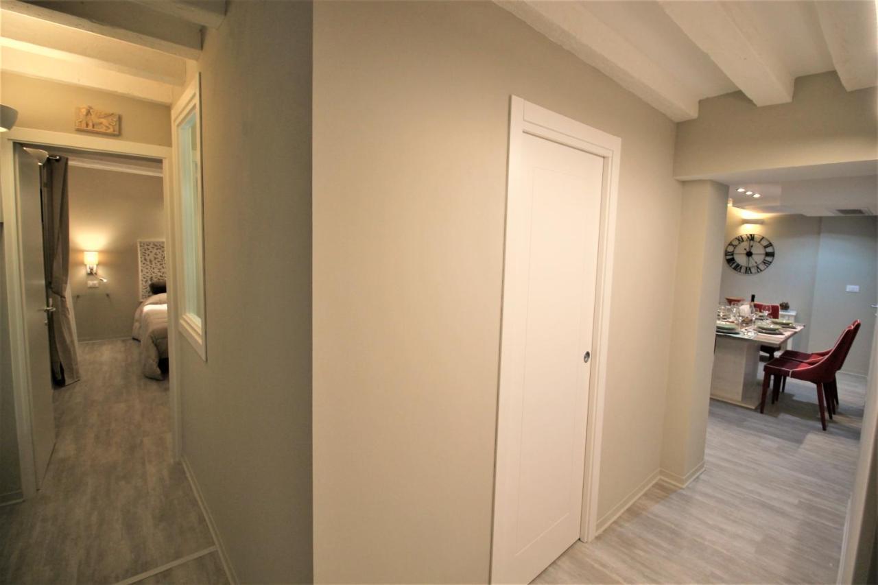 San Marco Fenice 3bdr 2bth Appartement Venetië