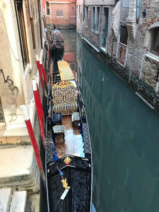 Moonlight Attic Venise