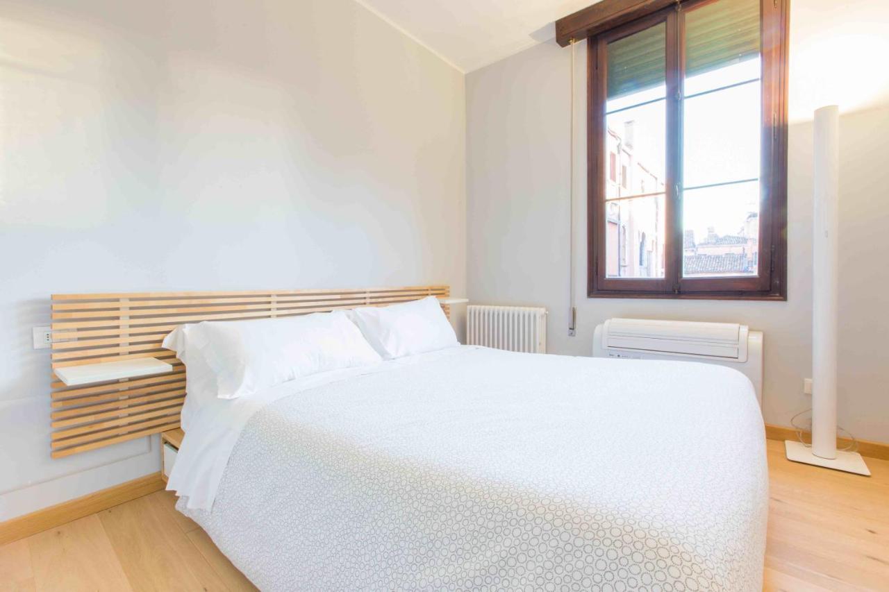 Ca Corte Nova Design With Canal View Venetië