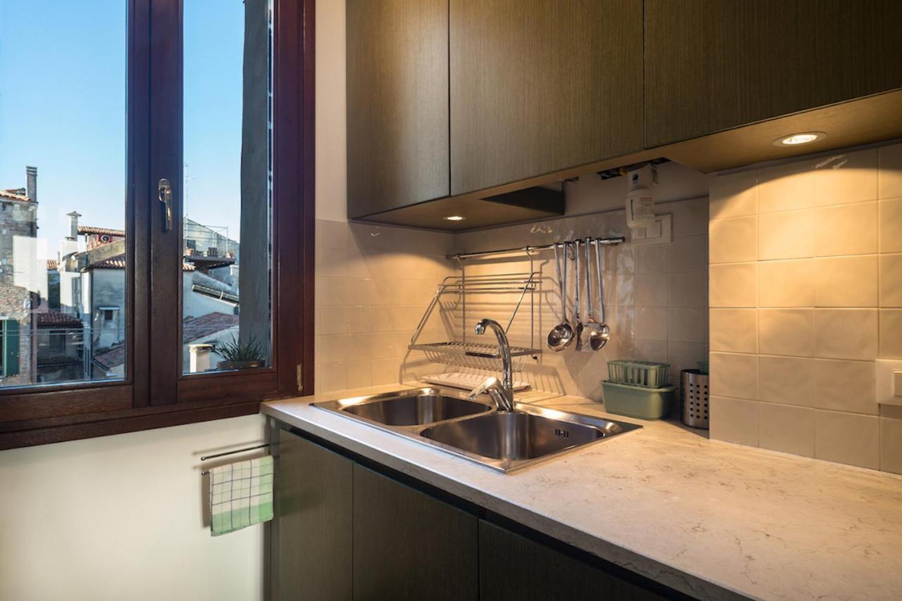 Appartement Mansardina - 1 Min From Accademia - Duplex Stylish And Cosy Venise