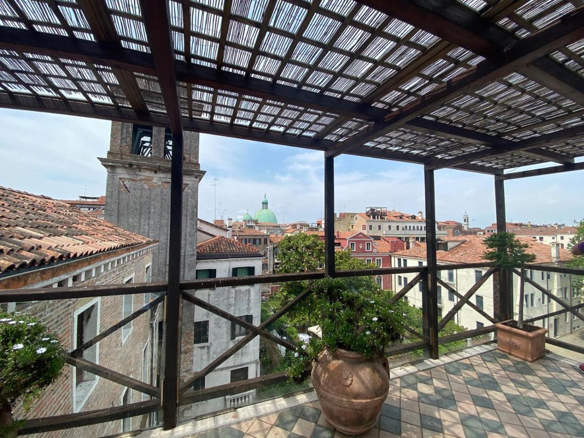 Ai Due Fanali Hotel