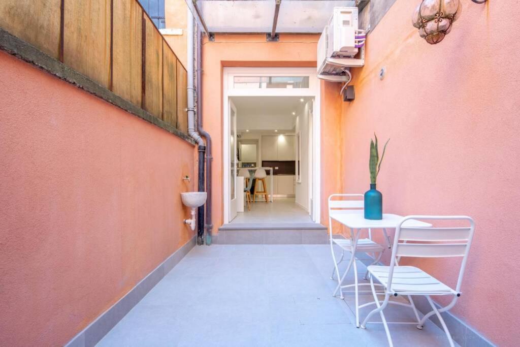 Appartement Ormesini Private Courtyard