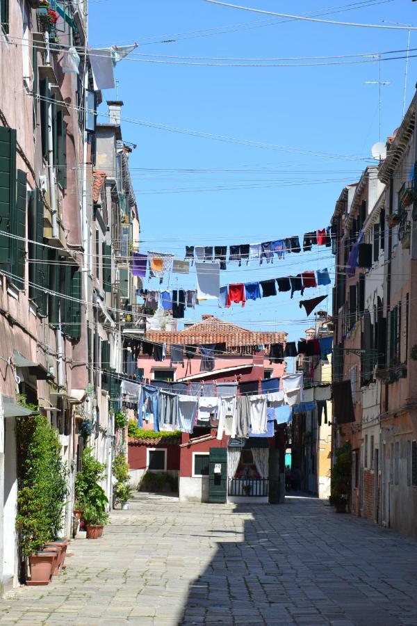 Castello 5888 B, Santa Marina, Calle Marcello, Canale Apartment