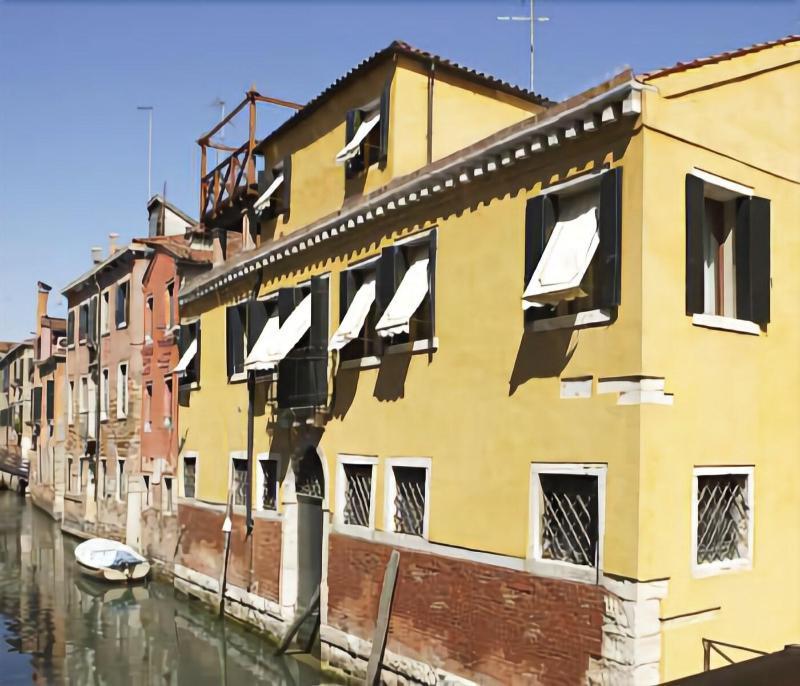 Al Palazzetto 2* Venedig