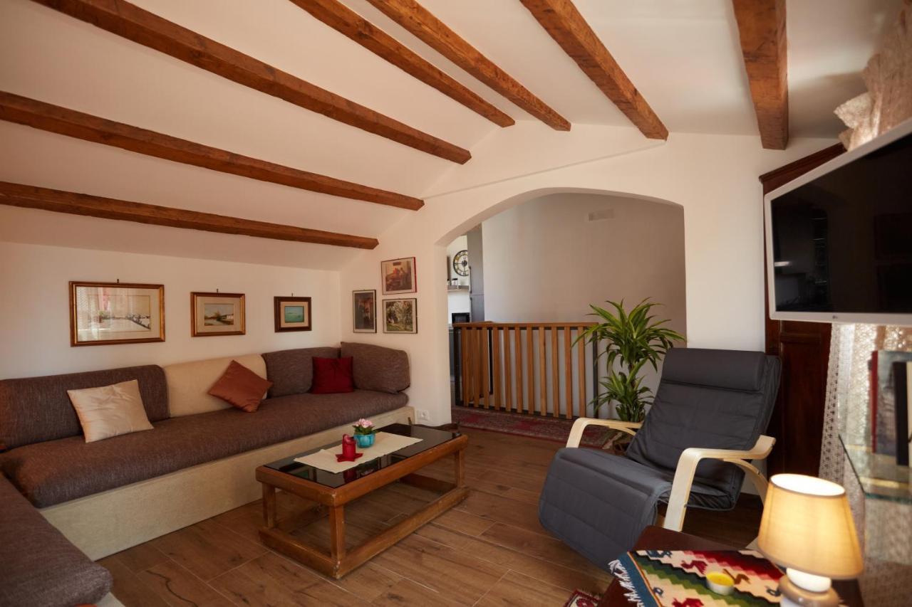 Appartement Acqua - Attico Con Terrazza
