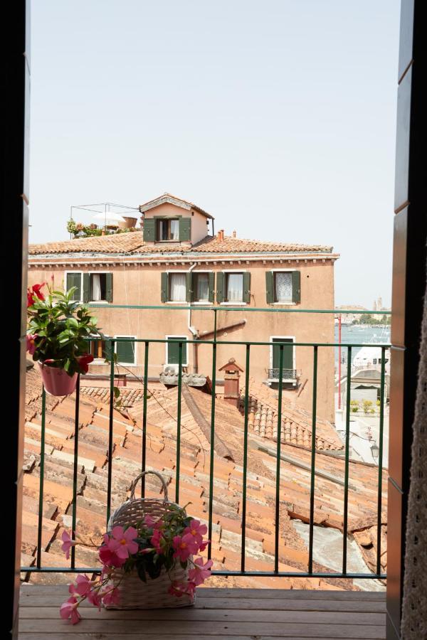 Acqua - Attico Con Terrazza