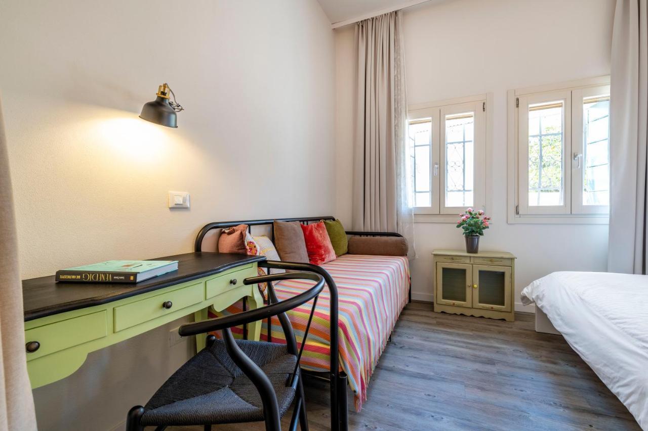 Snug With Private Courtyard M0270422677 * Venice