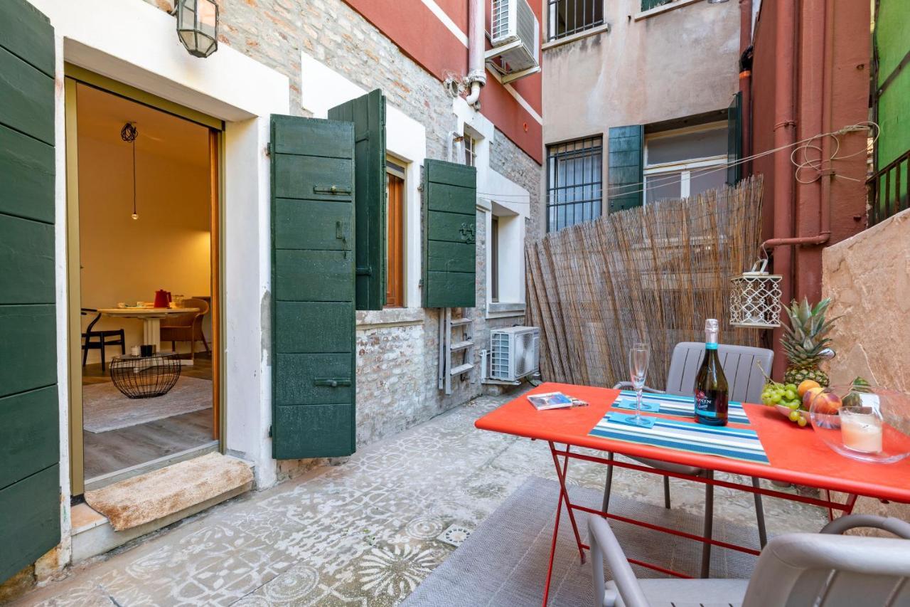 Apartment Snug With Private Courtyard M0270422677 *