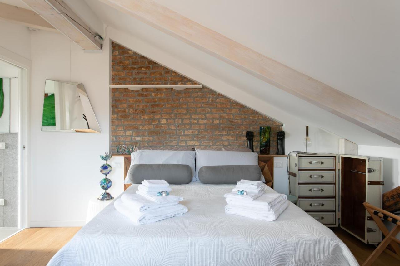 Biennale Gallery Loft Apartment