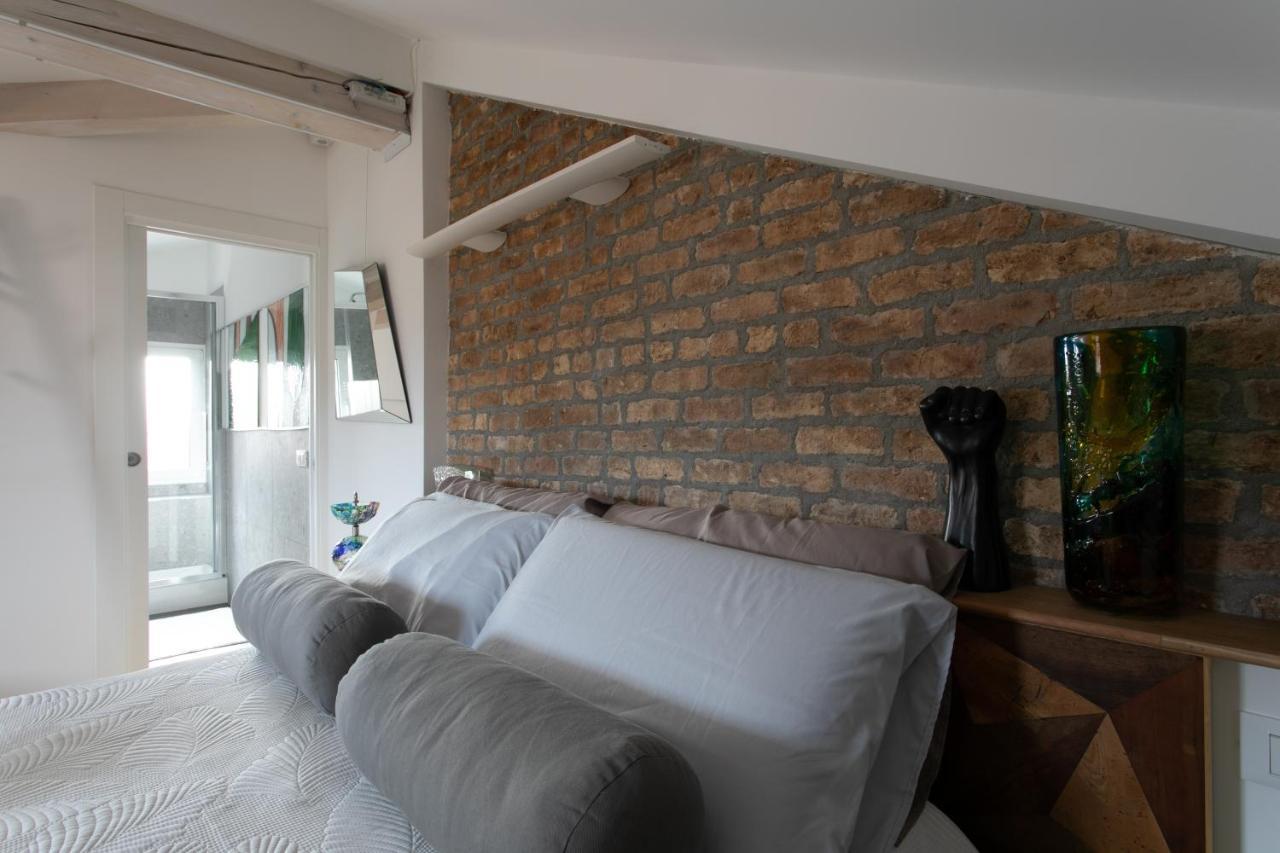 Biennale Gallery Loft * Venise