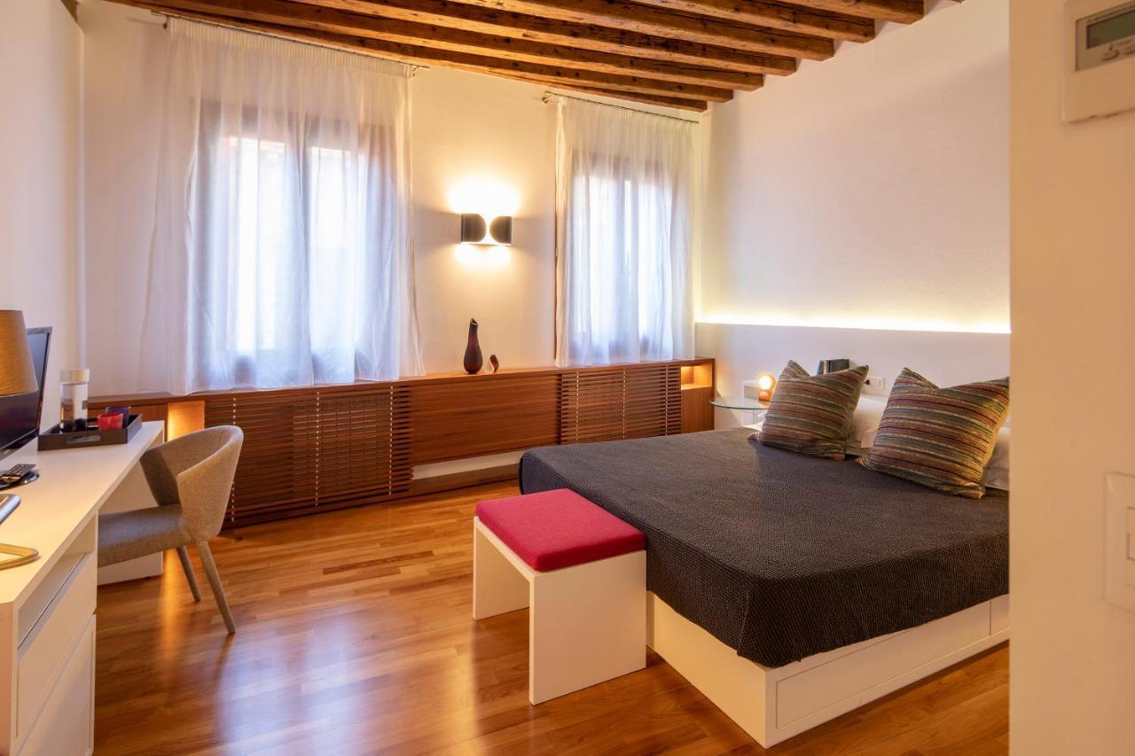Ca' Della Scimmia - Rialto Bridge, Appartement *