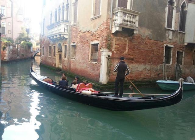 Ramo Del Teatro Canal View