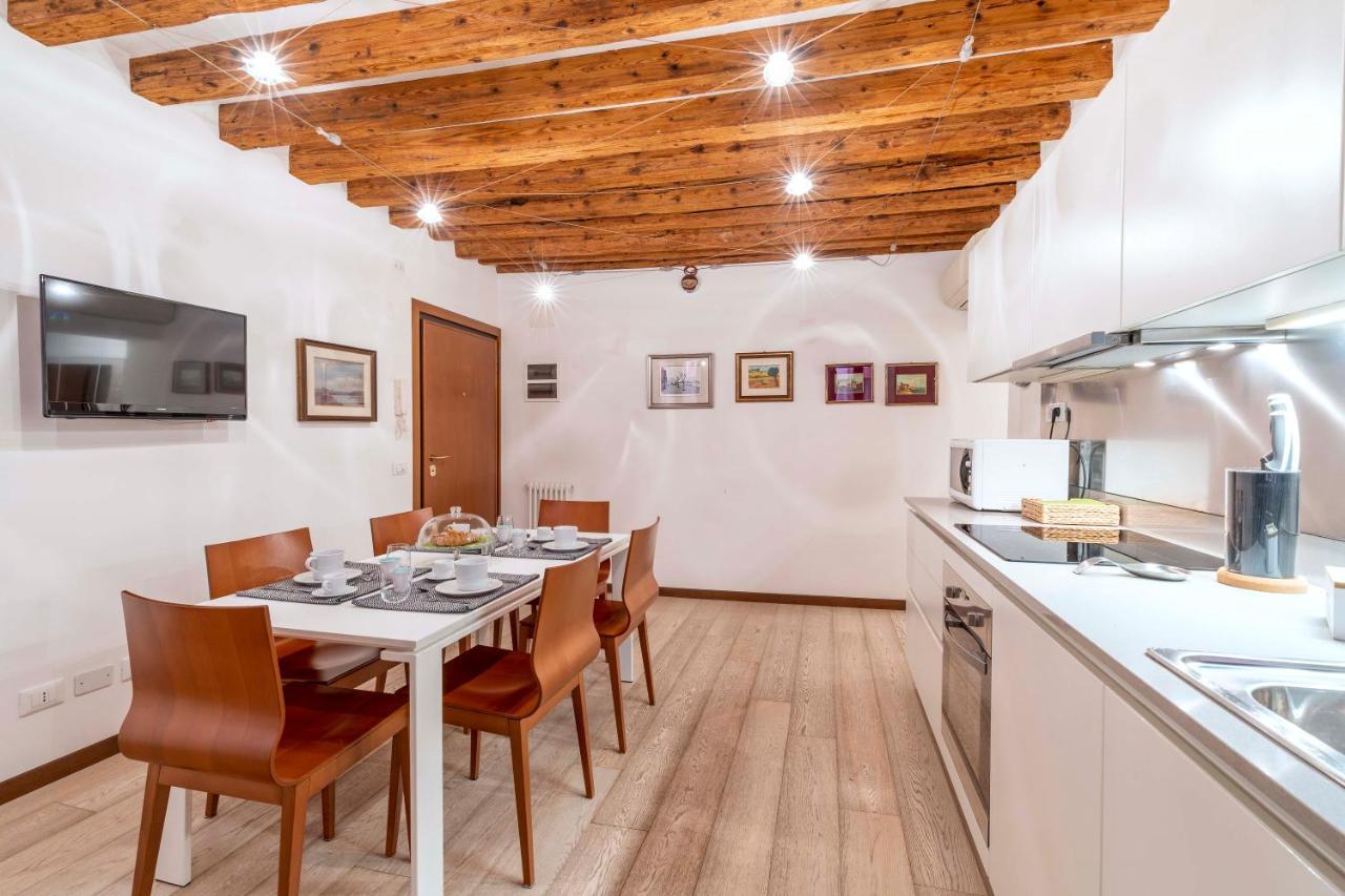 Central Apt * Venise