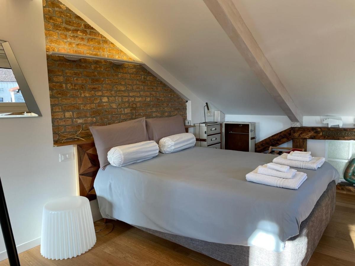 Biennale Gallery Loft Apartment *