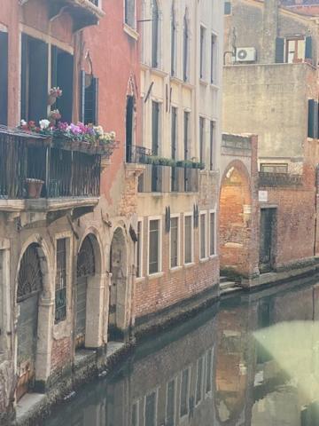 Appartement Ramo Del Teatro Canal View *