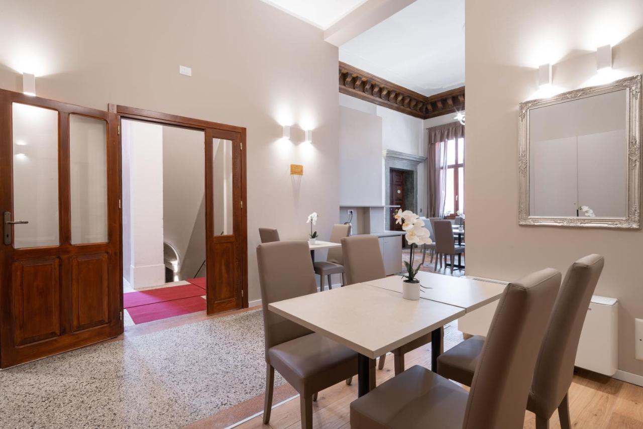 Palazzo Martinelli Dolfin Hotel