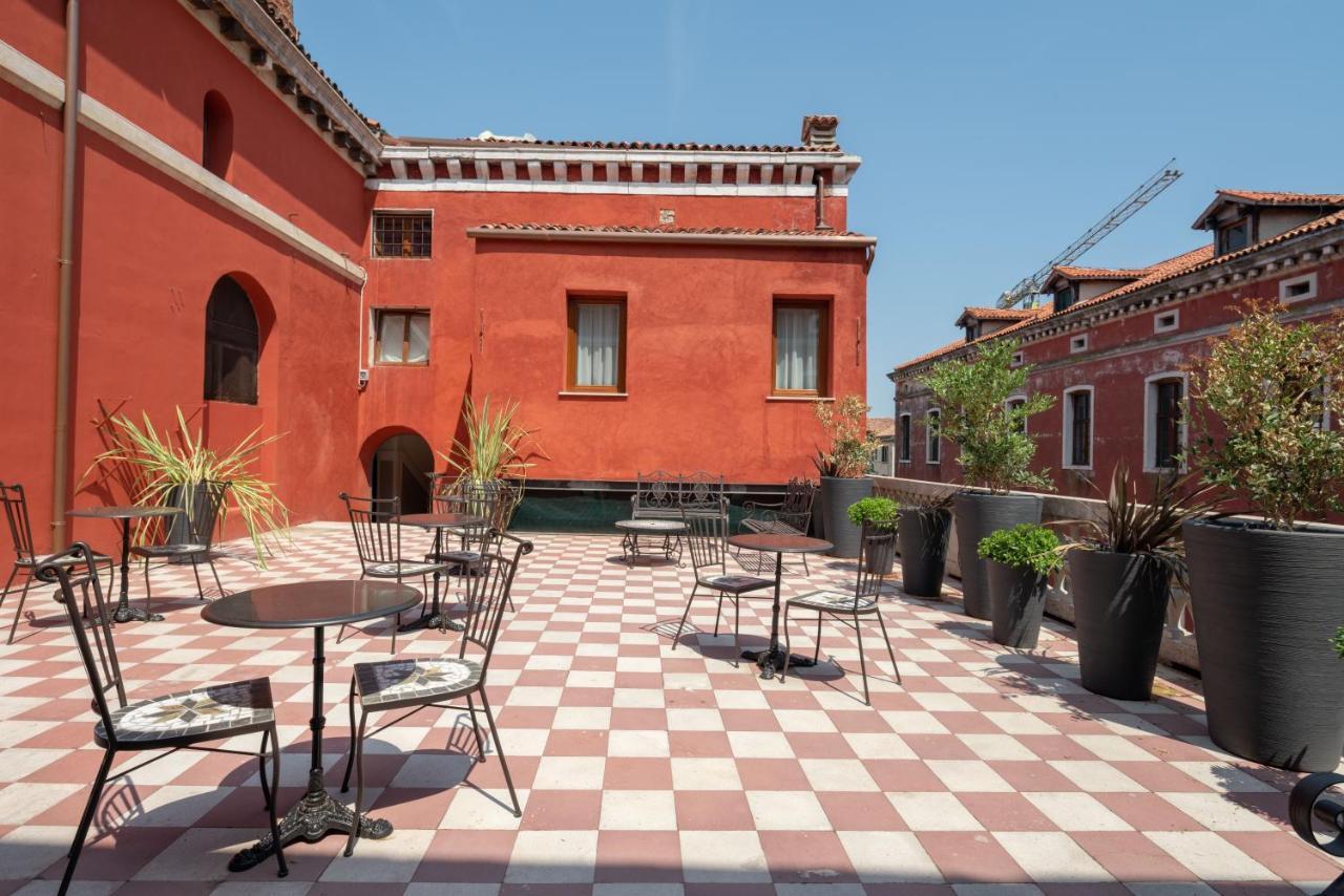 Palazzo Martinelli Dolfin Venice