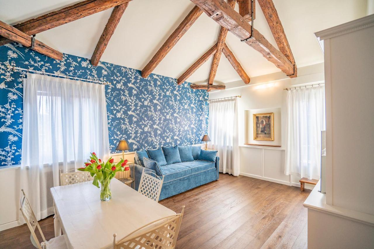 Lo Squero 3 With Balcony In Dorsoduro * Venedig