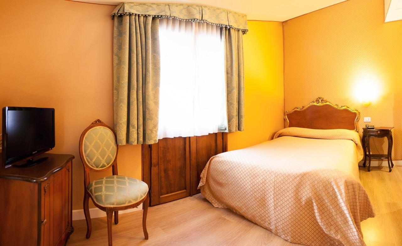 Hotel Canal 3*
