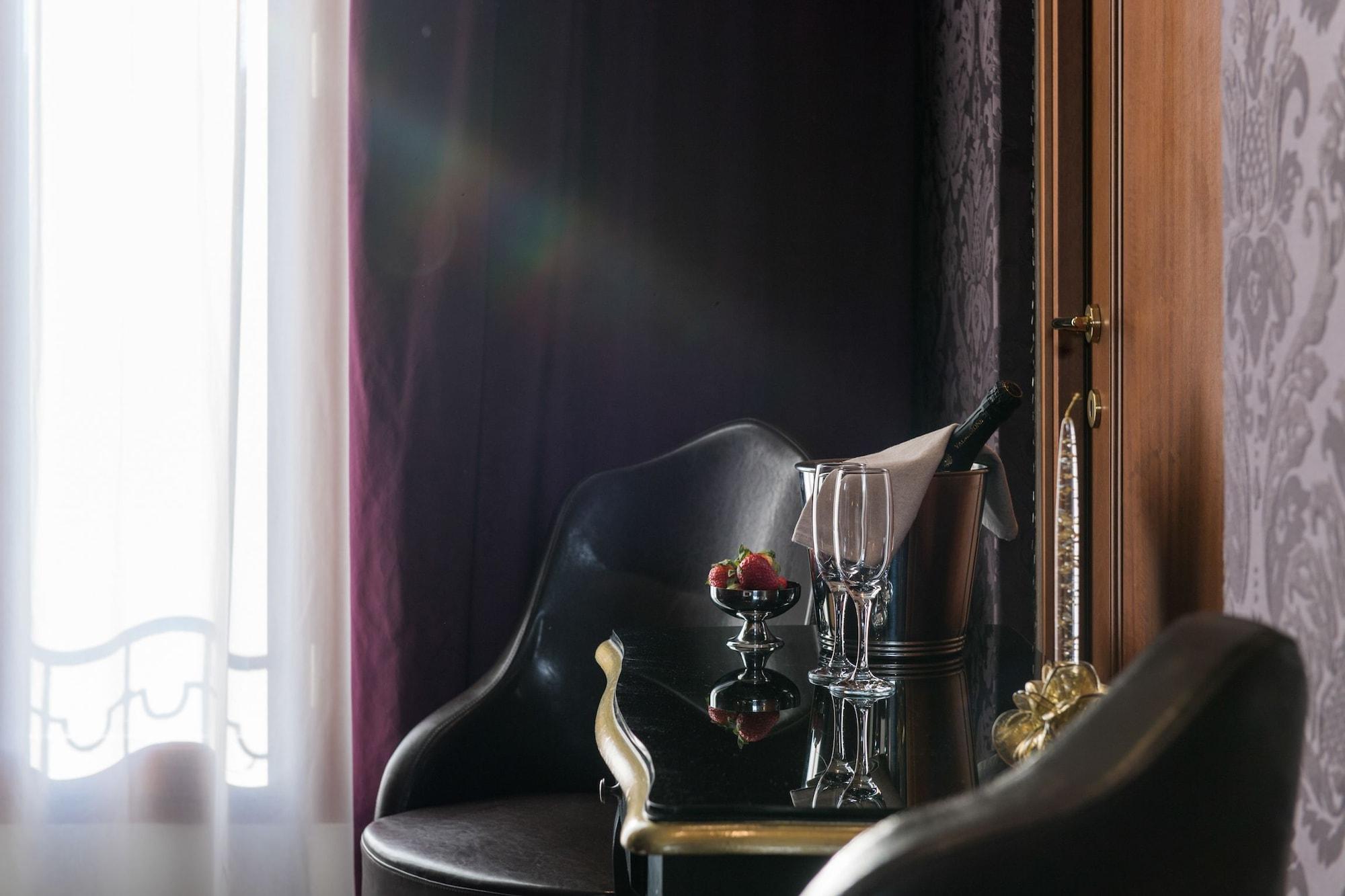 Locanda Leon Bianco On The Grand Canal 3* Venedig