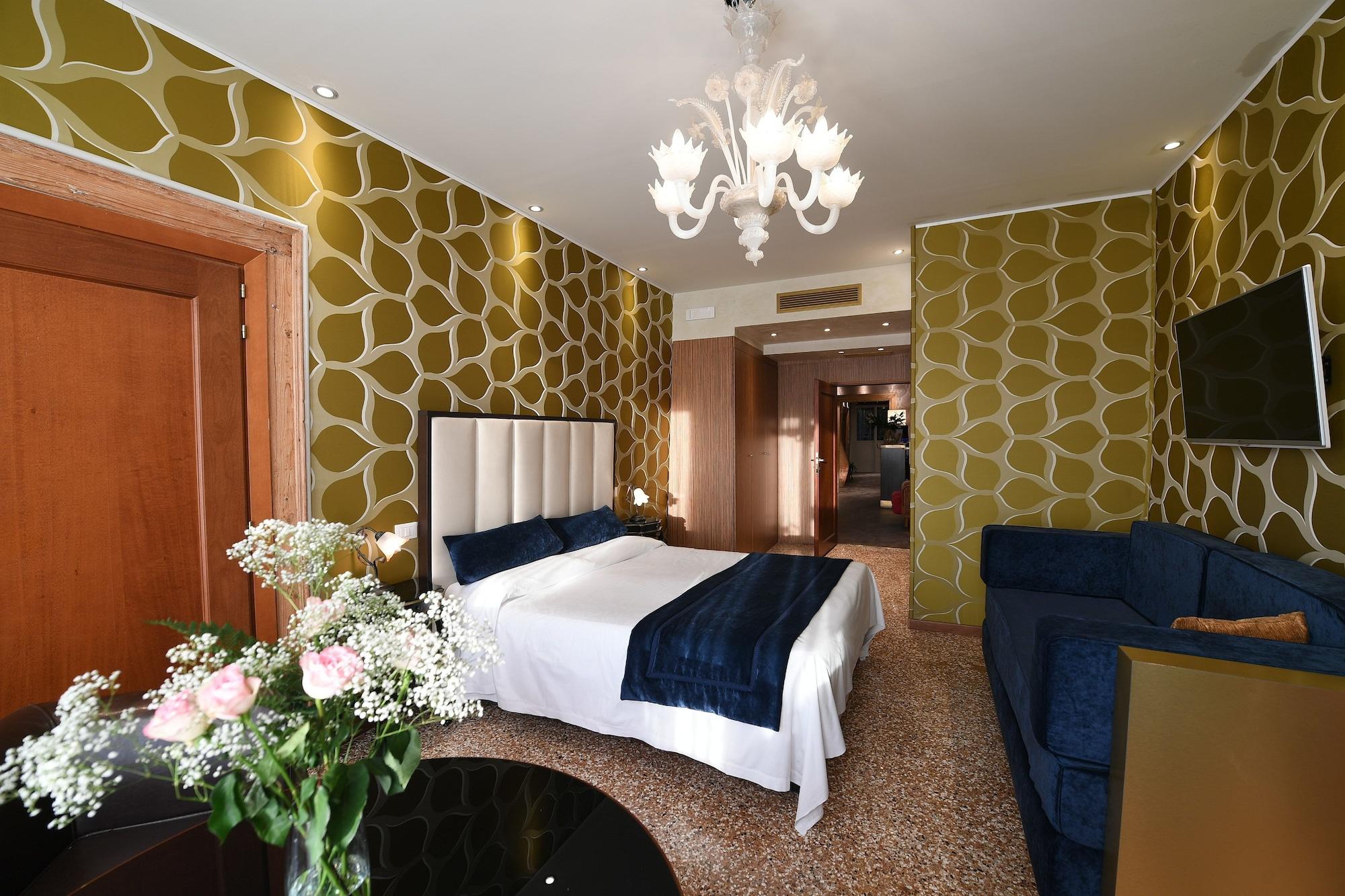 Locanda Leon Bianco On The Grand Canal 3*