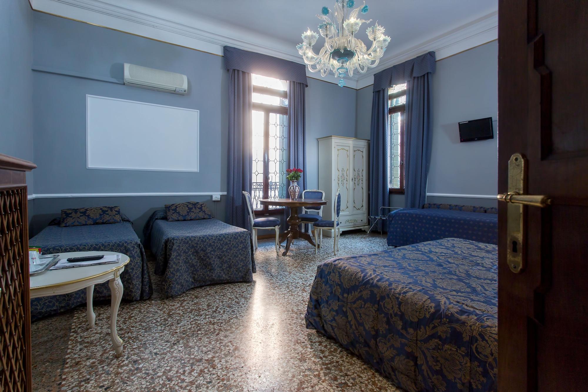 Mezzo Pozzo Hotel Venice