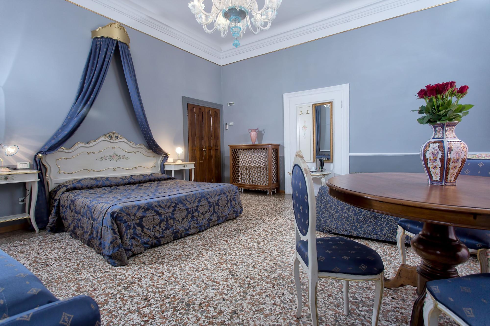 Hotel Mezzo Pozzo Venice