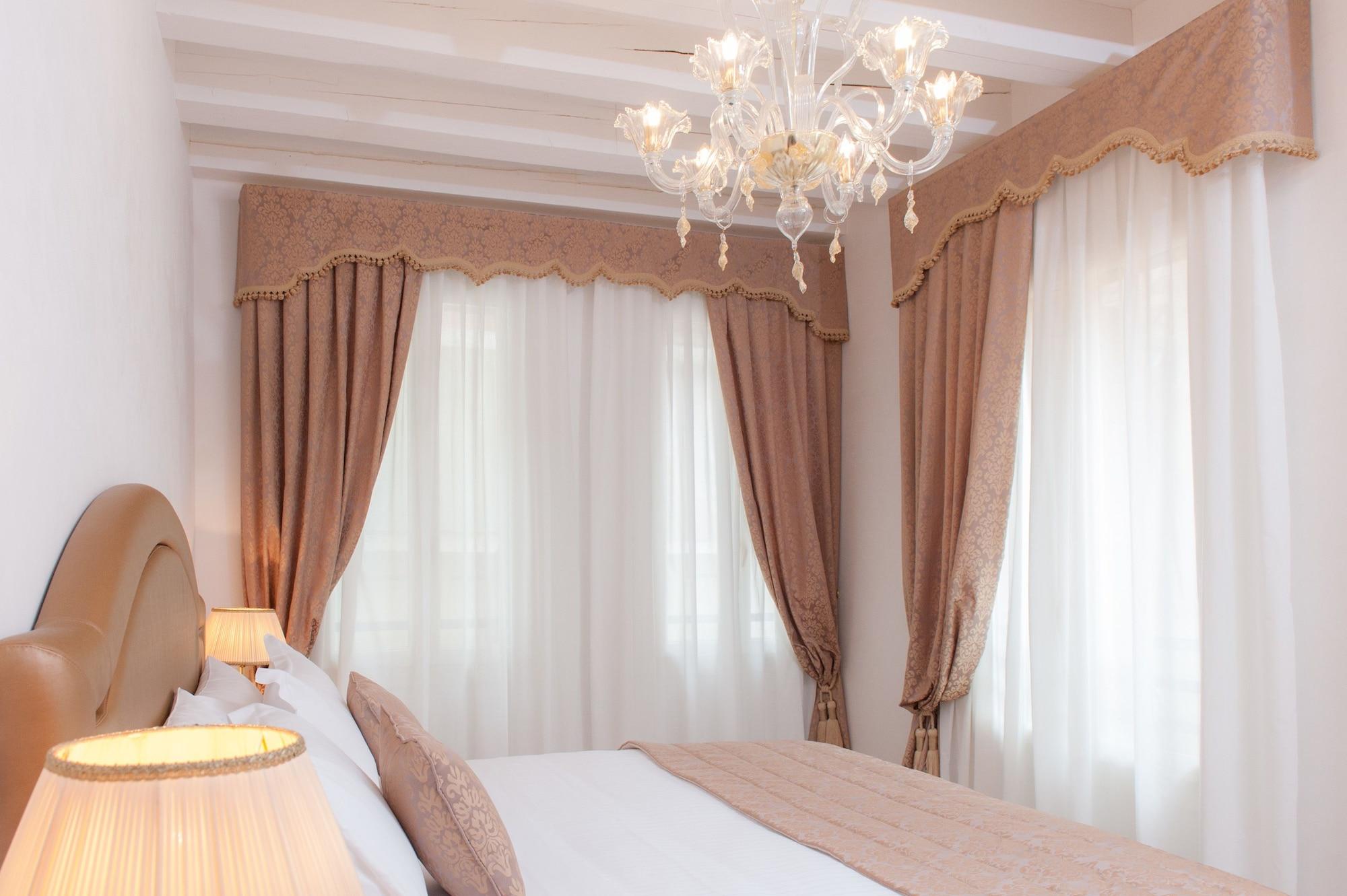 San Teodoro Palace - Luxury *