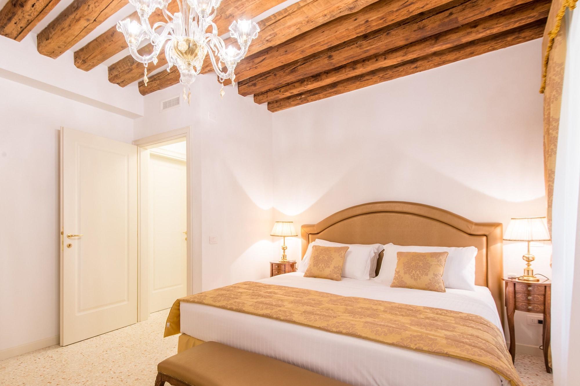San Teodoro Palace - Luxury *