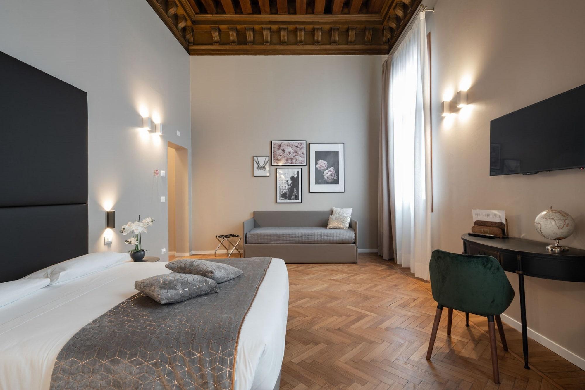 Palazzo Martinelli Dolfin Hotel