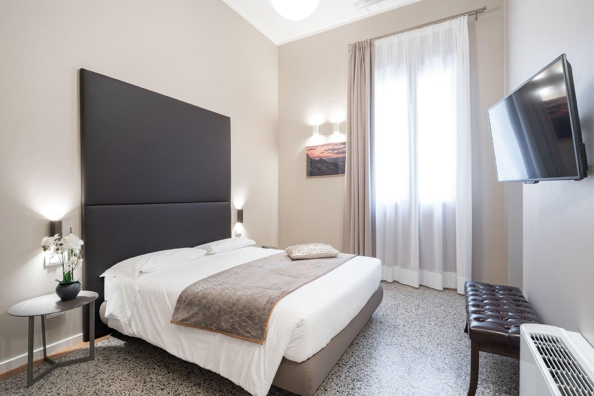 Palazzo Martinelli Dolfin 3* Venice