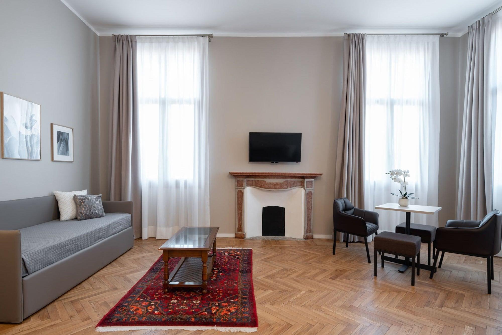 Palazzo Martinelli Dolfin Hotel 3*