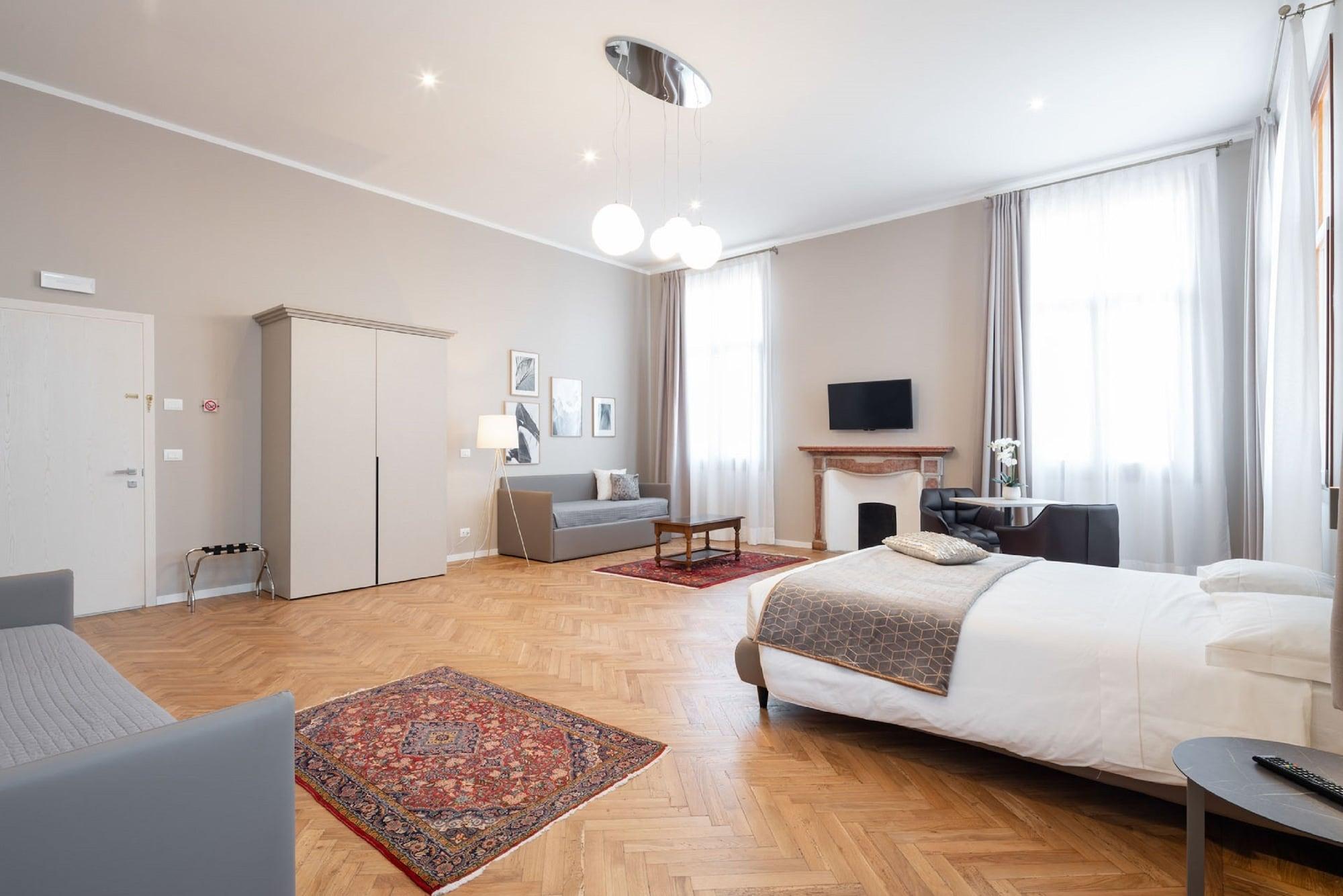 Palazzo Martinelli Dolfin Hotel 3*