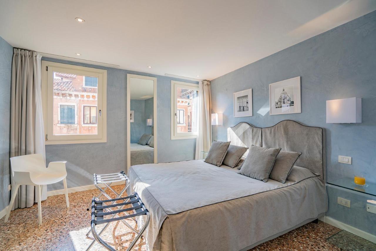 Dimora Sant'andrea Canal View Appartement Venise