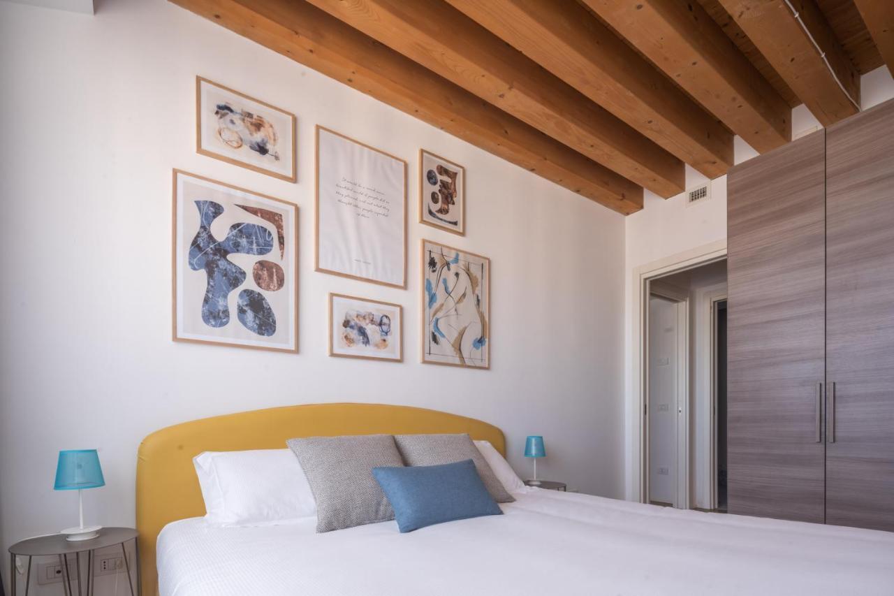 Mazzoni R&r * Venedig