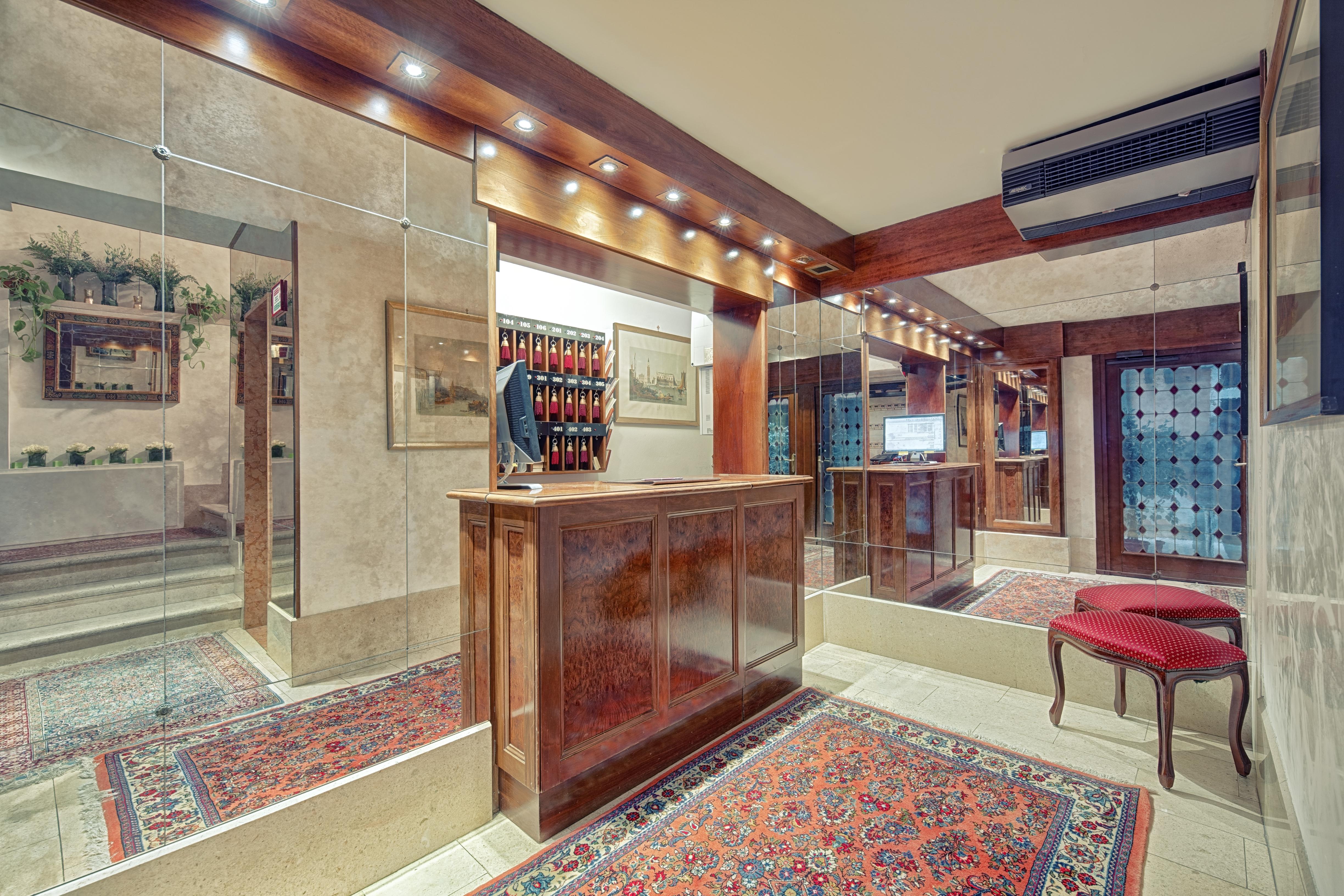Hotel Firenze 3*