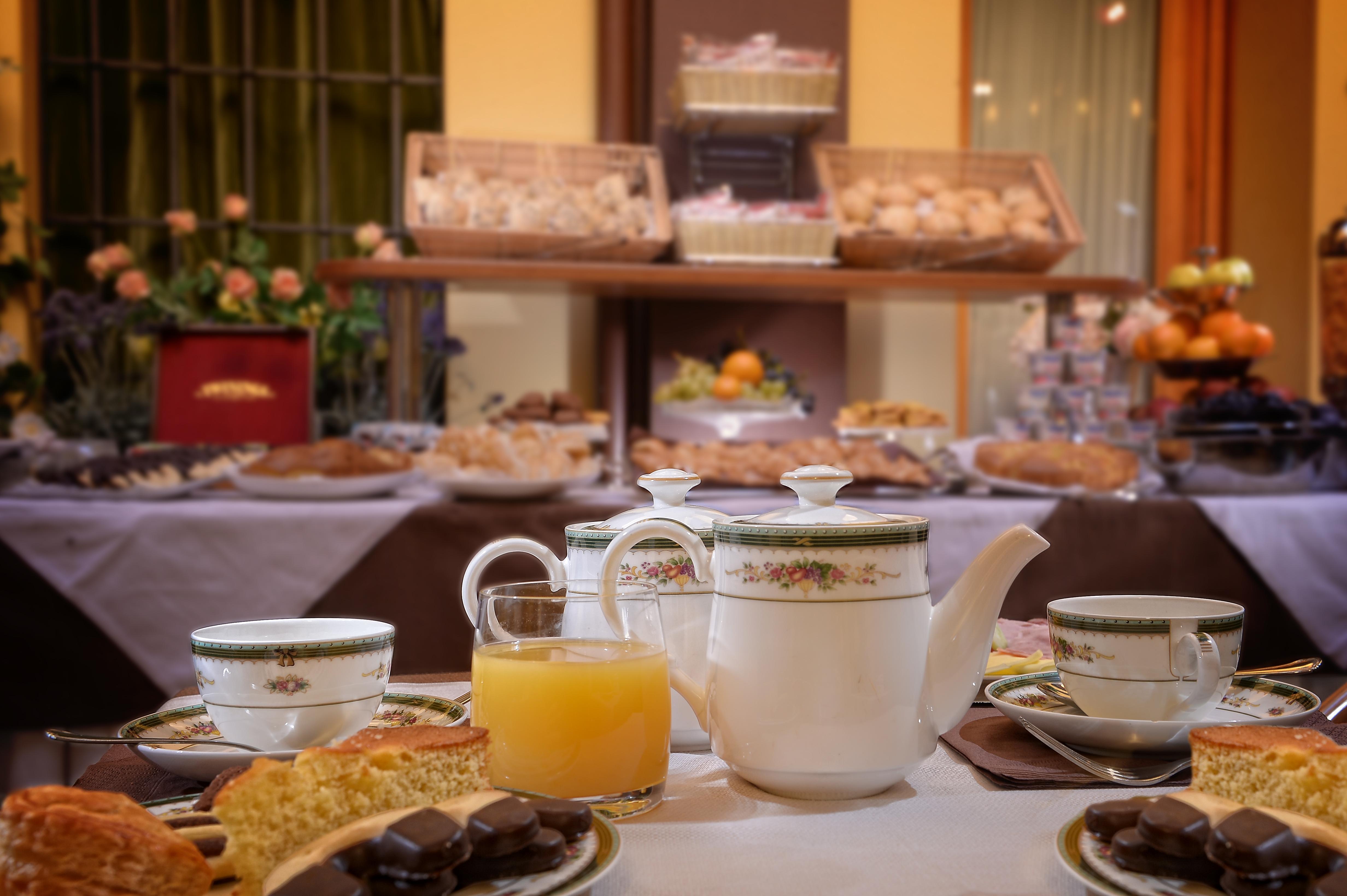 Santa Marina Hotel 4*