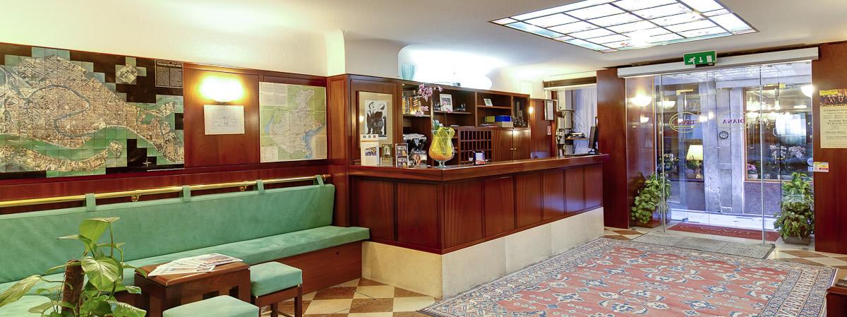 Hotel Diana
