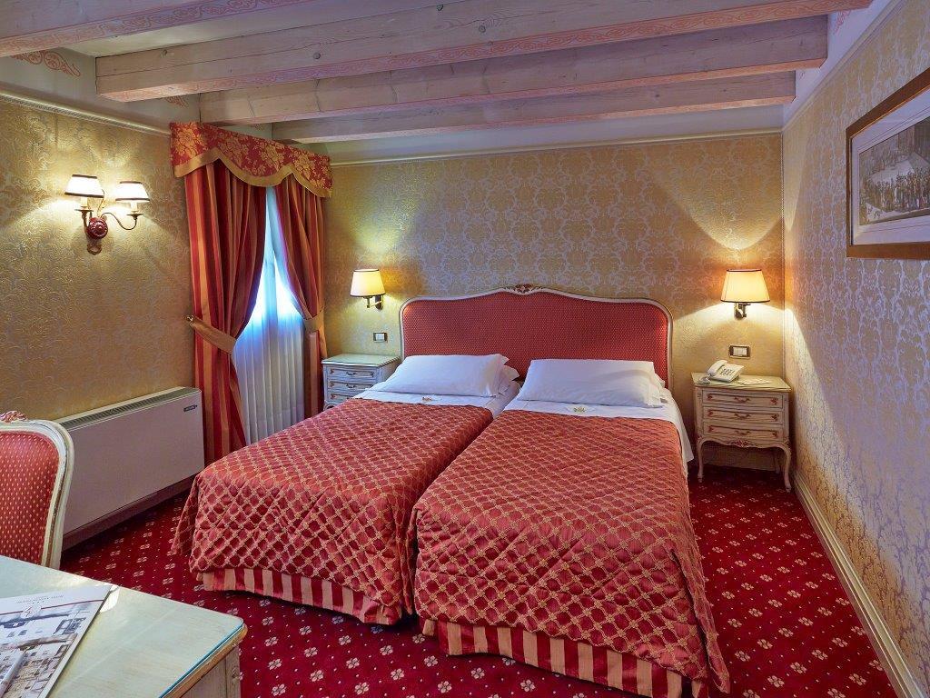 Hotel Antiche Figure