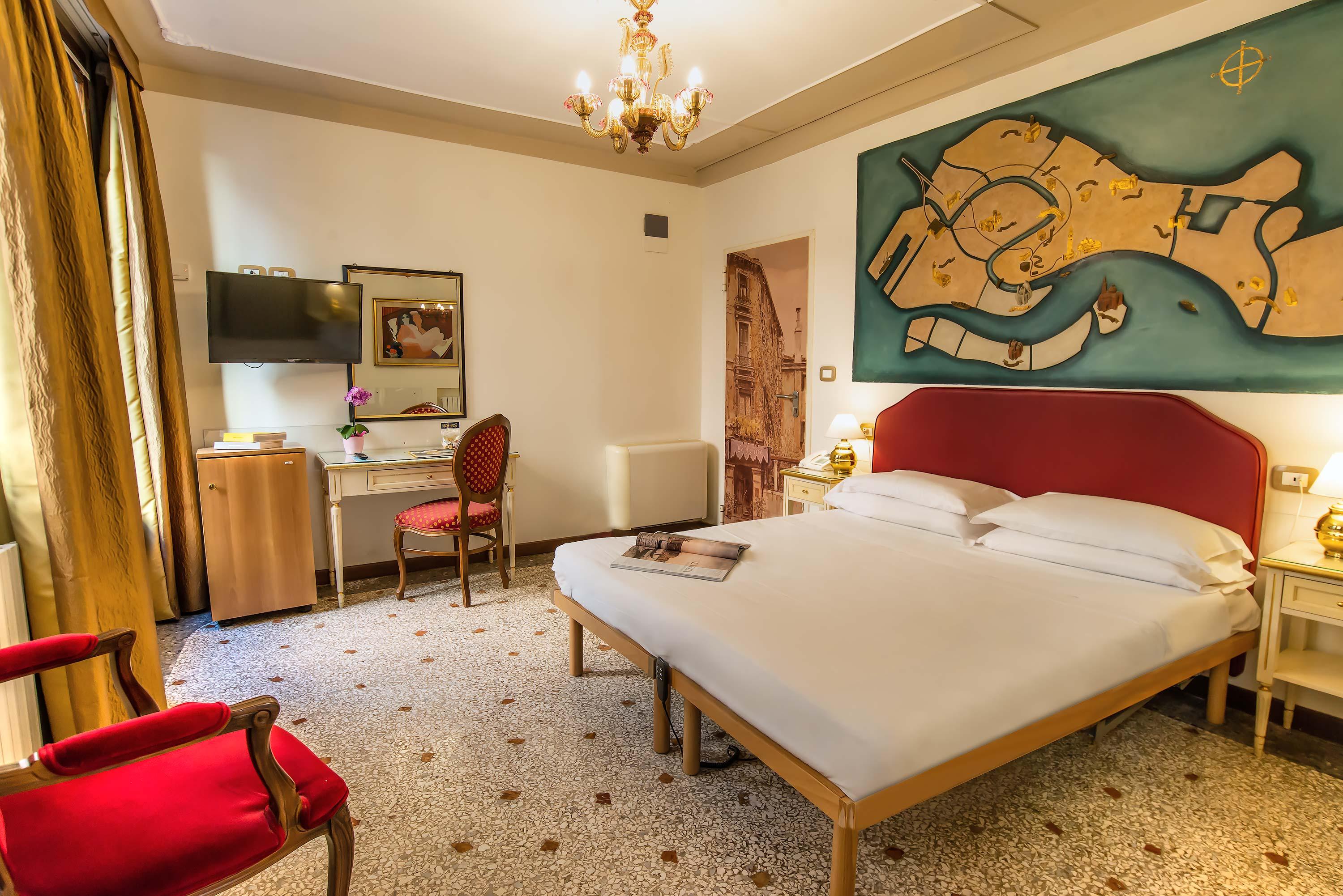 La Fenice Et Des Artistes Hotel