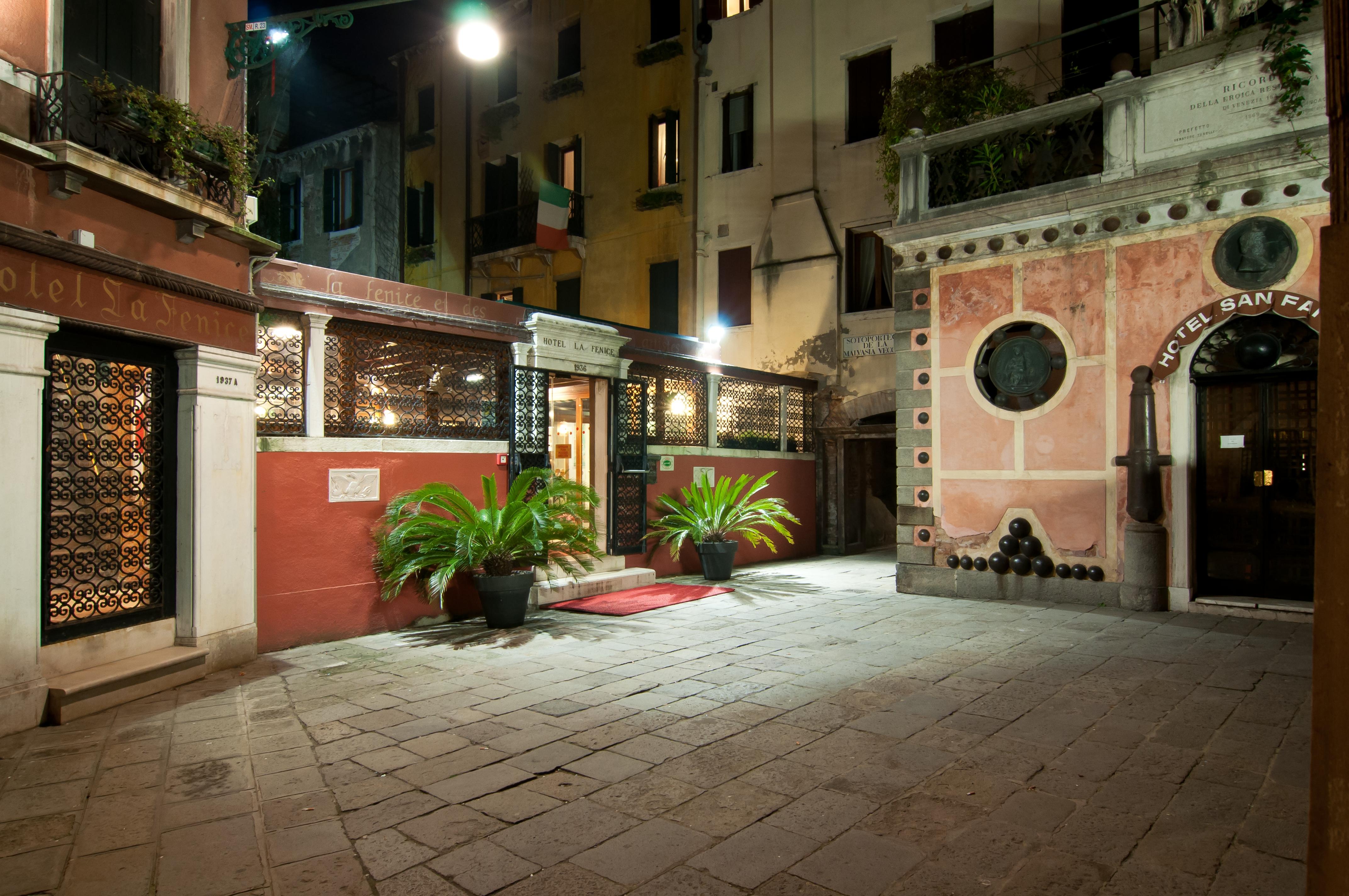 Hotel La Fenice Et Des Artistes