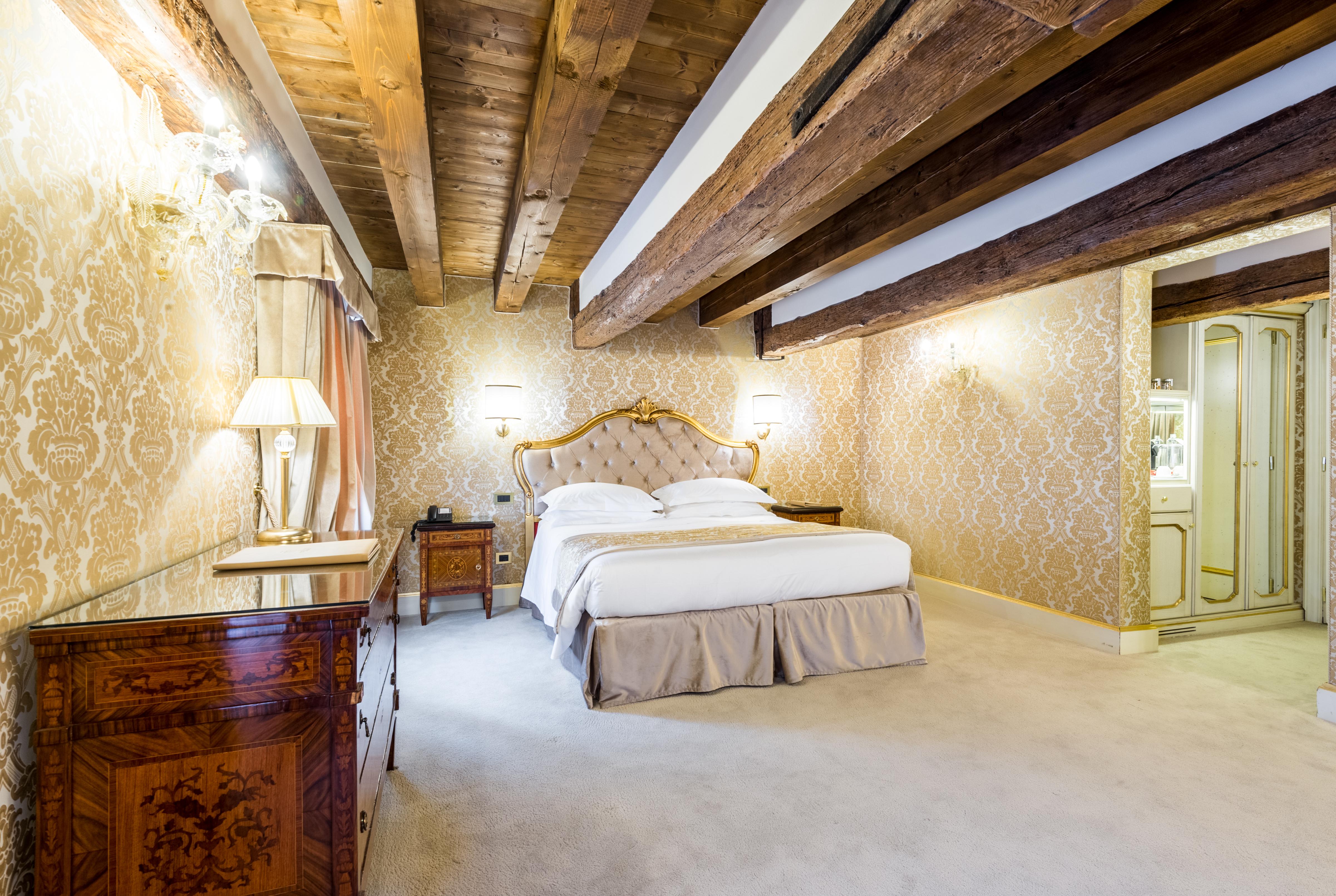 Ai Cavalieri Di Venice
