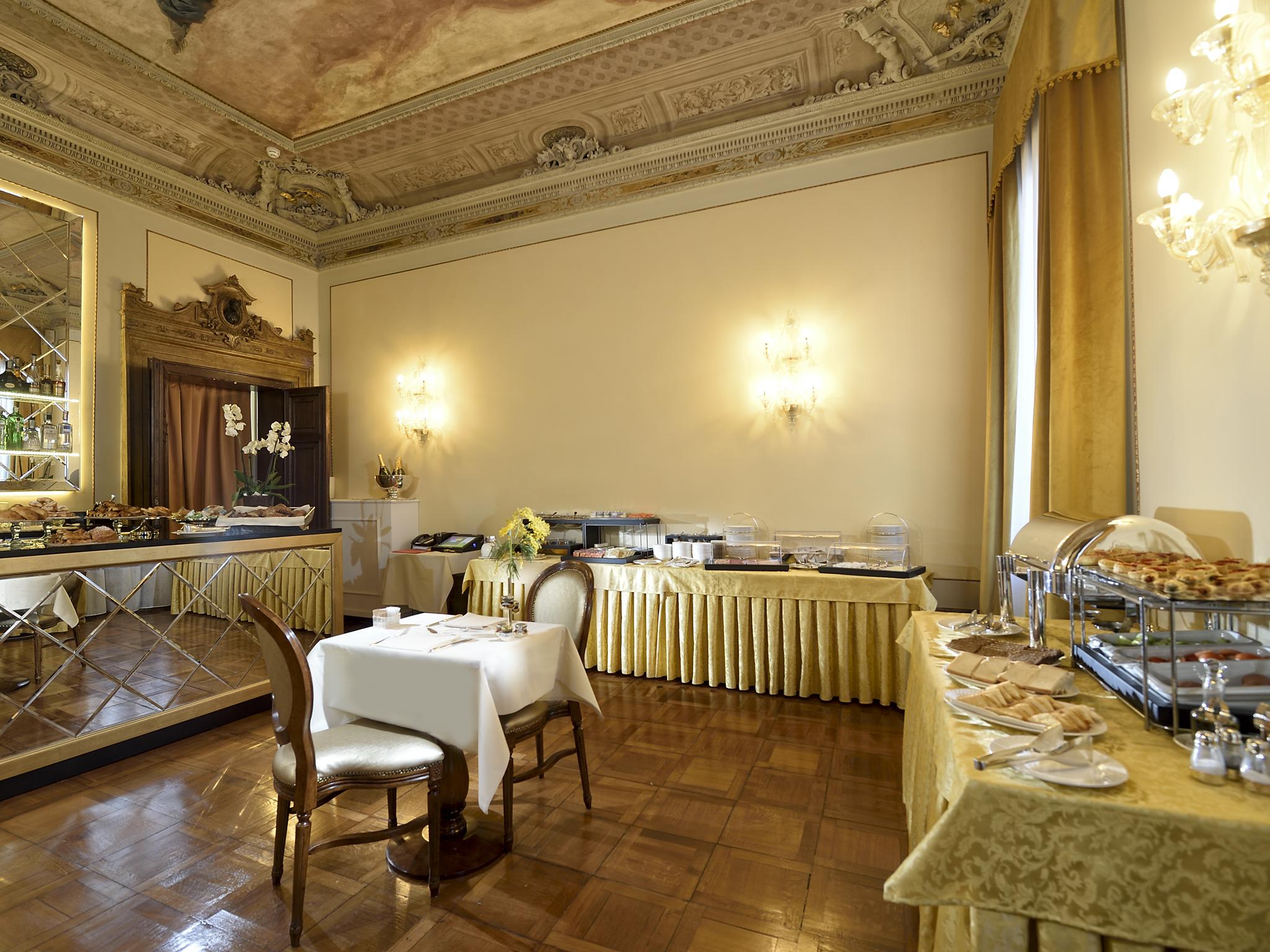 Ai Cavalieri Di 4*