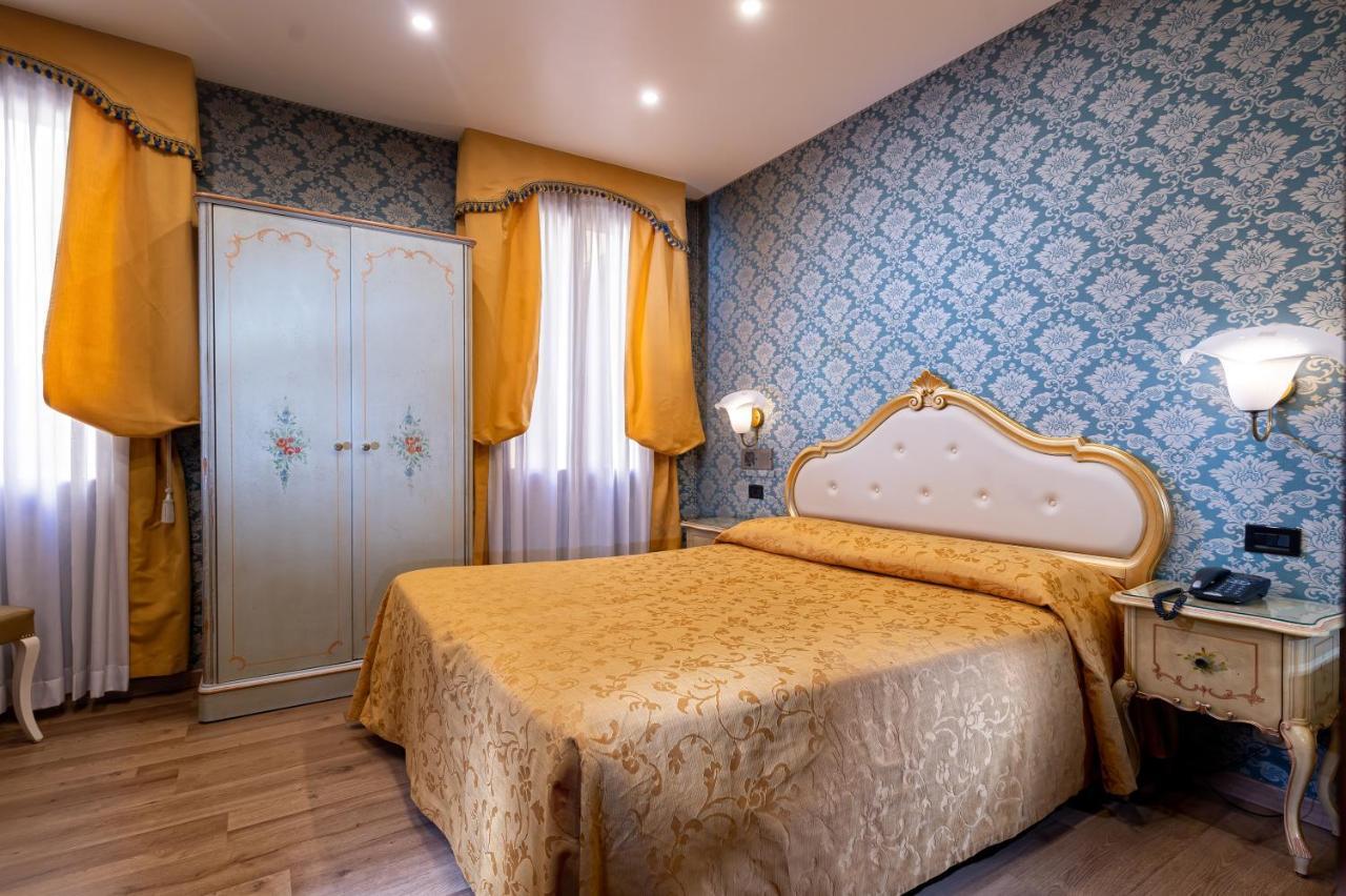 Hotel Santa Marina