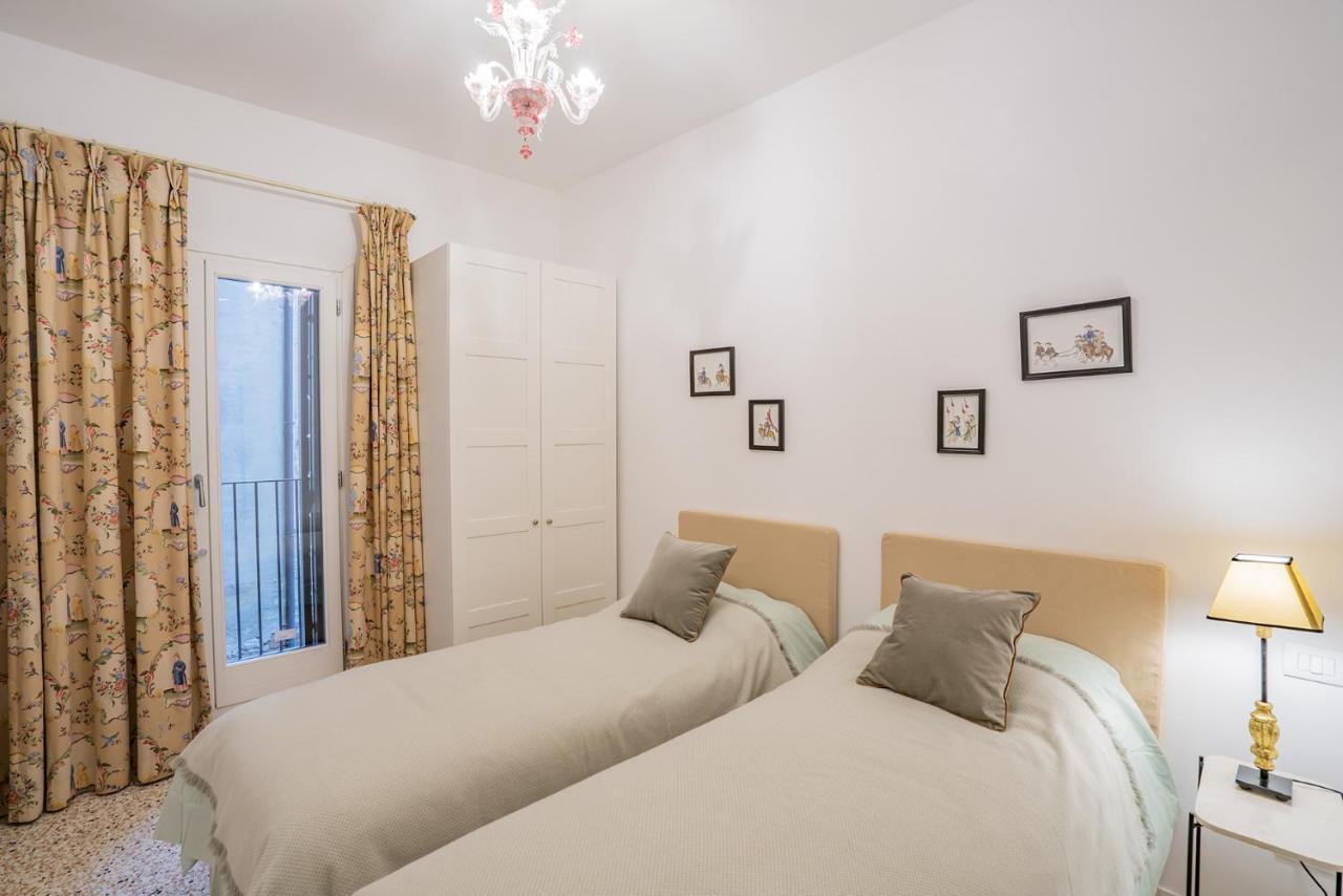 Ca' San Beneto Completely Refurbished In A Fabulously Area * Venedig