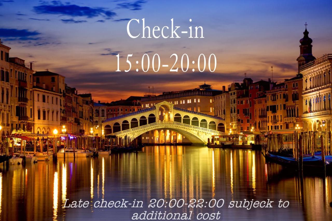 Venetian Mood Bianco * Venedig