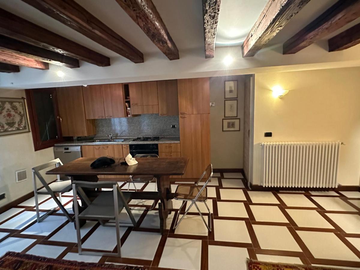1 Ca'del Traghetto Family Appartement Venise