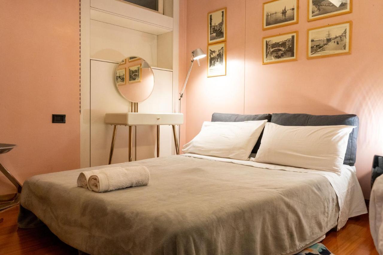 Casa Flavia Ai Morosini - Luxury With Canal View Ferienhaus Venedig