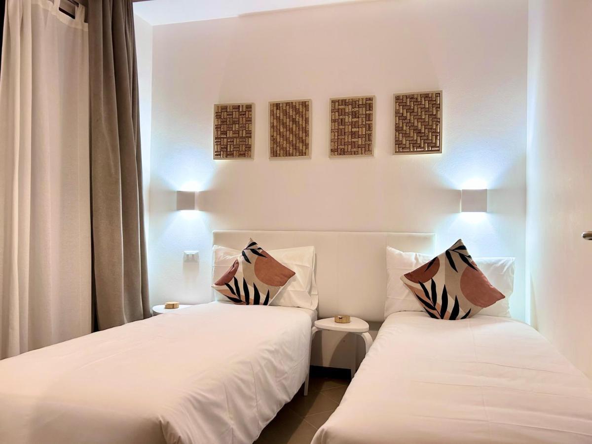 Flat Romantic Domus Remedio
