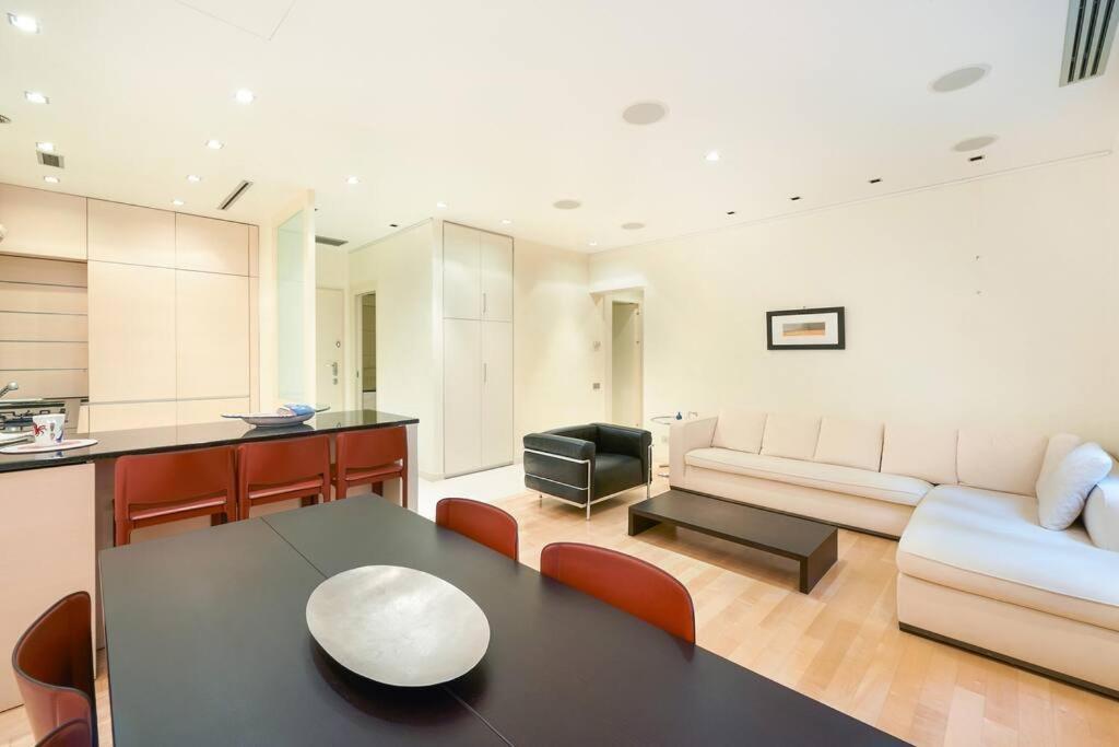 Apartment Ca' Santa Eufemia, Cozy And Classy, Sleep 4 Venedig